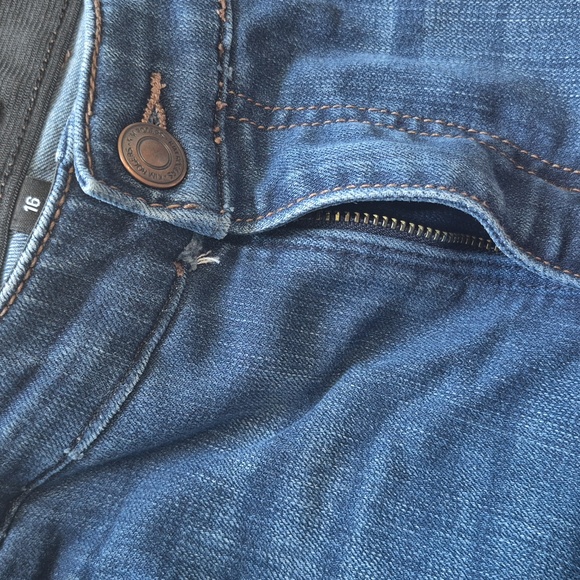 Classic Blue Denim Jeans- Kim‎ Rogers - Picture 4 of 6